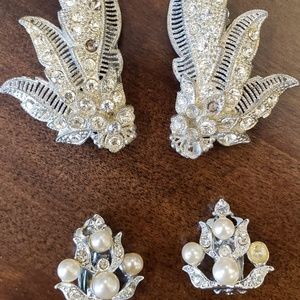 Vintage Art Deco-style clear rhinestones clip-on earrings